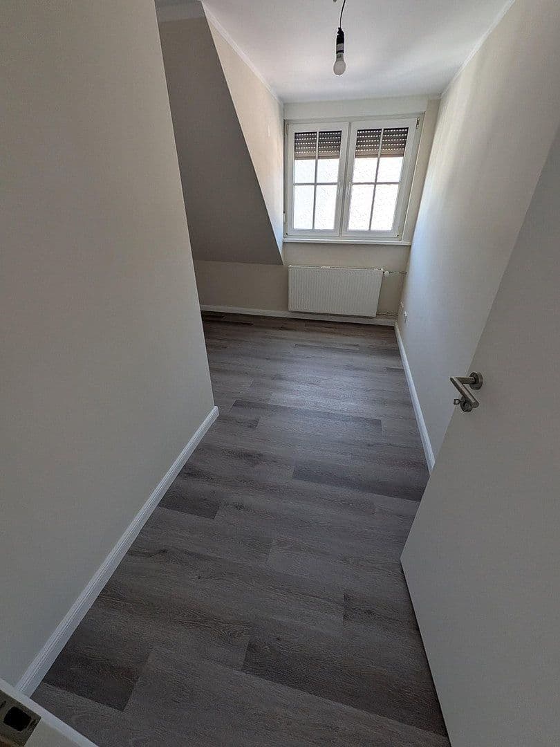 4 bedroom flat to rent, 108 m², Schmidtstraße 8, Rüdesheim am Rhein, Hesse 4 bedroom flat to rent, 108 m², Schmidtstraße 8, Rüdesheim am Rhein, Hesse