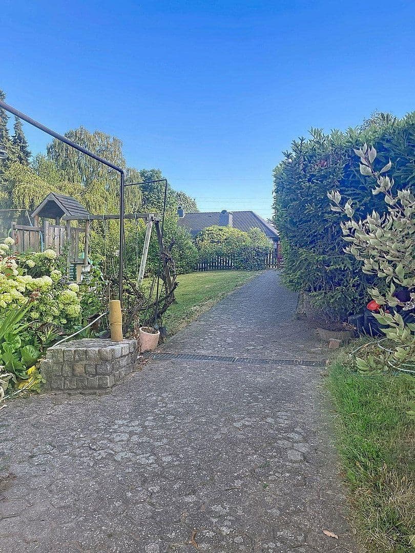 house for sale, 120 m², Schaberger Straße 81, Solingen, North Rhine-Westphalia house for sale, 120 m², Schaberger Straße 81, Solingen, North Rhine-Westphalia