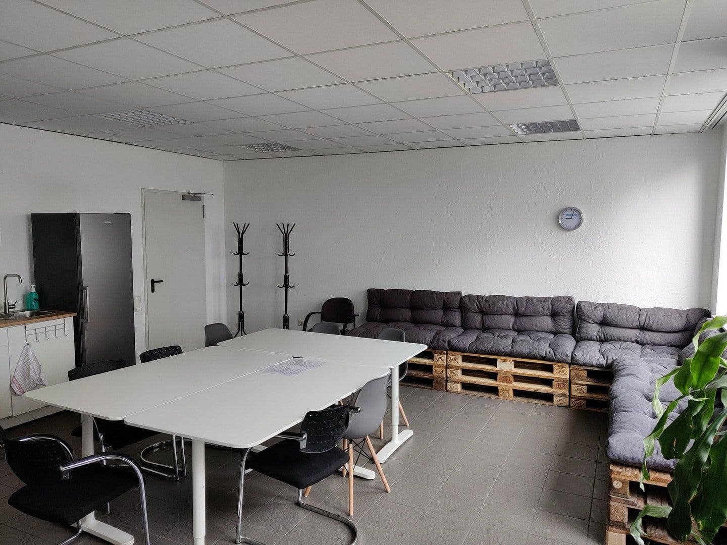non-residential property to rent, 13,000 m², Kugelbreite 30, Salzkotten, North Rhine-Westphalia non-residential property to rent, 13,000 m², Kugelbreite 30, Salzkotten, North Rhine-Westphalia