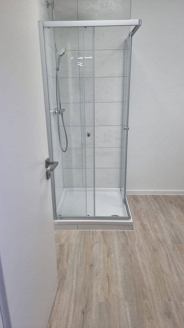 non-residential property for sale, 2,800 m², Bauhofstr. 24, Lampertheim, Hesse non-residential property for sale, 2,800 m², Bauhofstr. 24, Lampertheim, Hesse