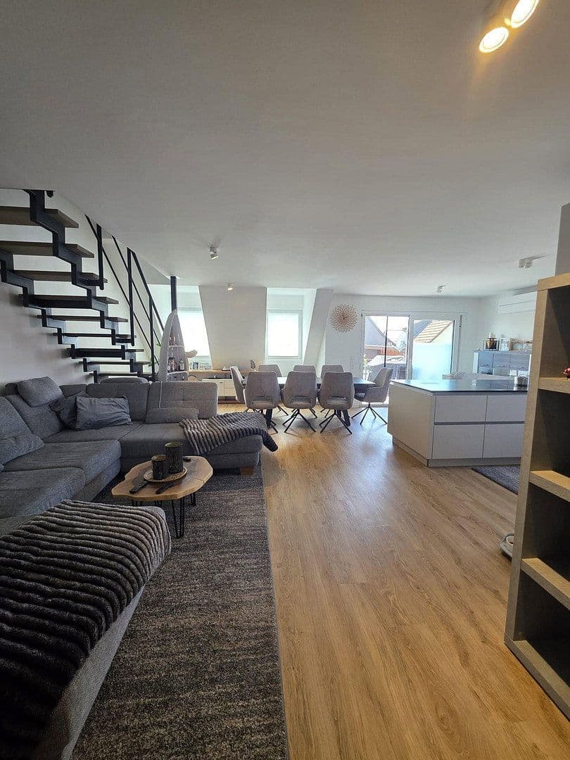 3 bedroom with open-plan kitchen flat to rent, 110 m², Krähenstraße 7, Fellbach, Baden-Württemberg 3 bedroom with open-plan kitchen flat to rent, 110 m², Krähenstraße 7, Fellbach, Baden-Württemberg