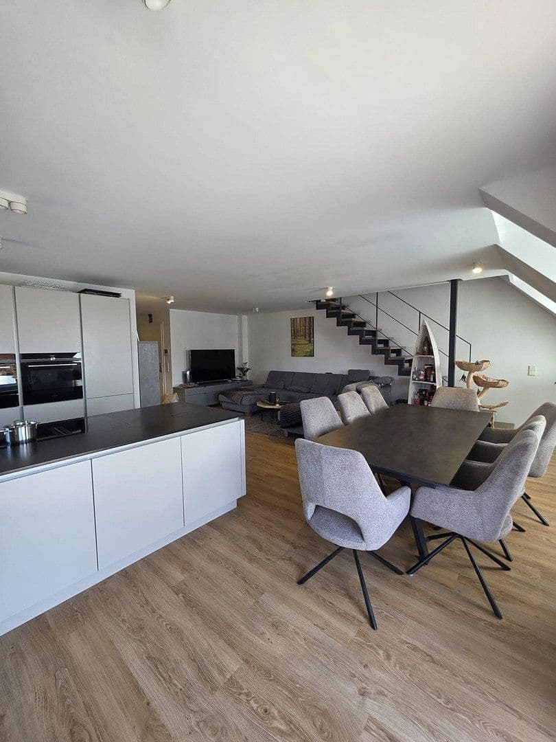 3 bedroom with open-plan kitchen flat to rent, 110 m², Krähenstraße 7, Fellbach, Baden-Württemberg 3 bedroom with open-plan kitchen flat to rent, 110 m², Krähenstraße 7, Fellbach, Baden-Württemberg