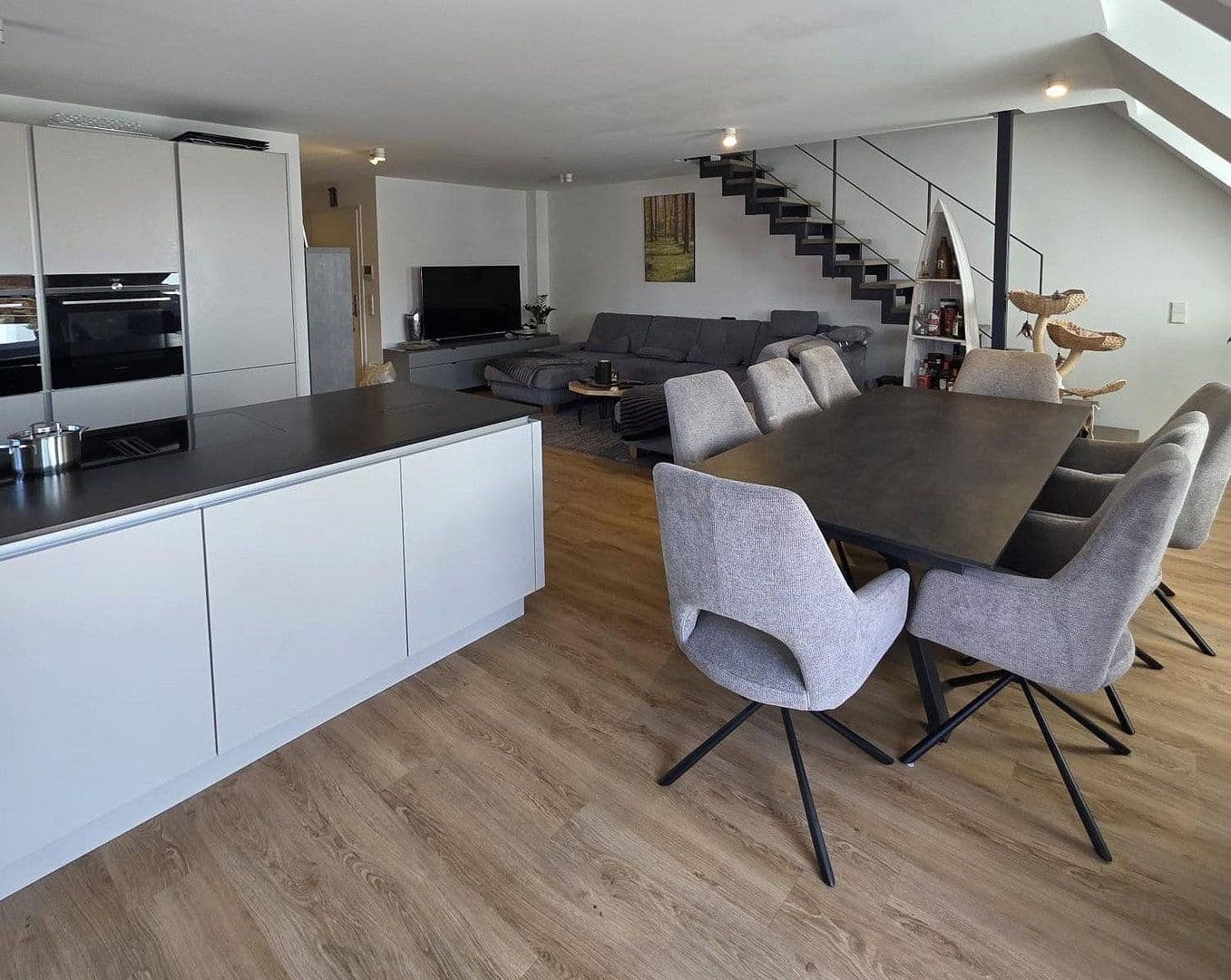 3 bedroom with open-plan kitchen flat to rent, 110 m², Krähenstraße 7, Fellbach, Baden-Württemberg 3 bedroom with open-plan kitchen flat to rent, 110 m², Krähenstraße 7, Fellbach, Baden-Württemberg