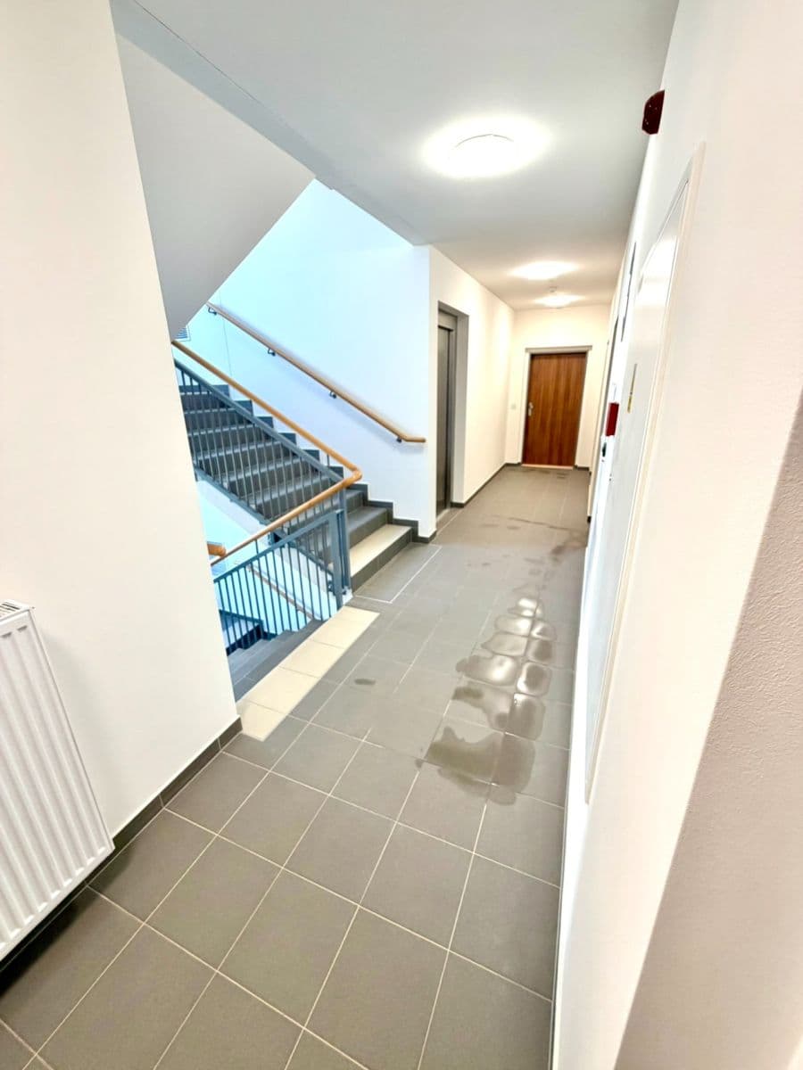 Studio flat to rent, 31 m², Arnošta Staňka, Prague, Prague Studio flat to rent, 31 m², Arnošta Staňka, Prague, Prague
