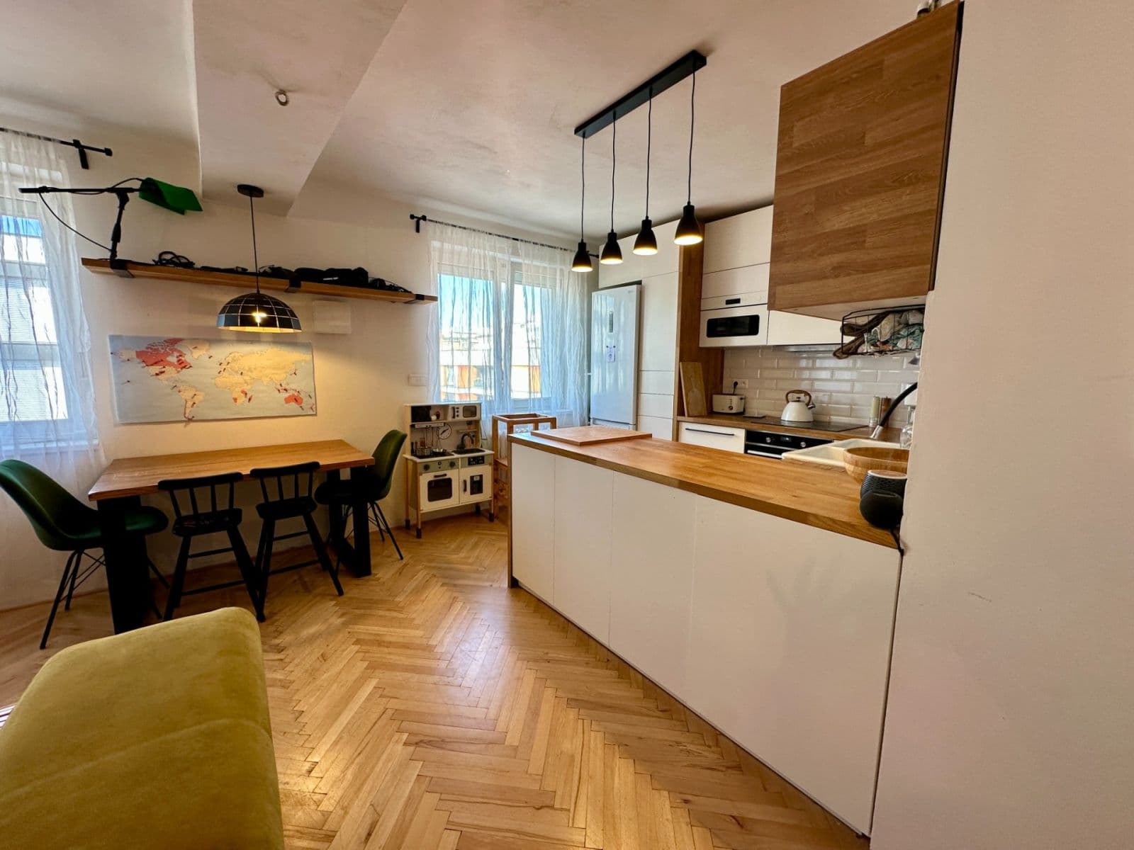 2 bedroom with open-plan kitchen flat to rent, 94 m², Vrbenského, Prague, Prague 2 bedroom with open-plan kitchen flat to rent, 94 m², Vrbenského, Prague, Prague