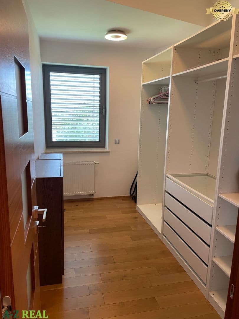 5 bedroom flat to rent, 170 m², Kráľovské údolie, Bratislava - mestská časť Staré Mesto, Bratislavský Region 5 bedroom flat to rent, 170 m², Kráľovské údolie, Bratislava - mestská časť Staré Mesto, Bratislavský Region