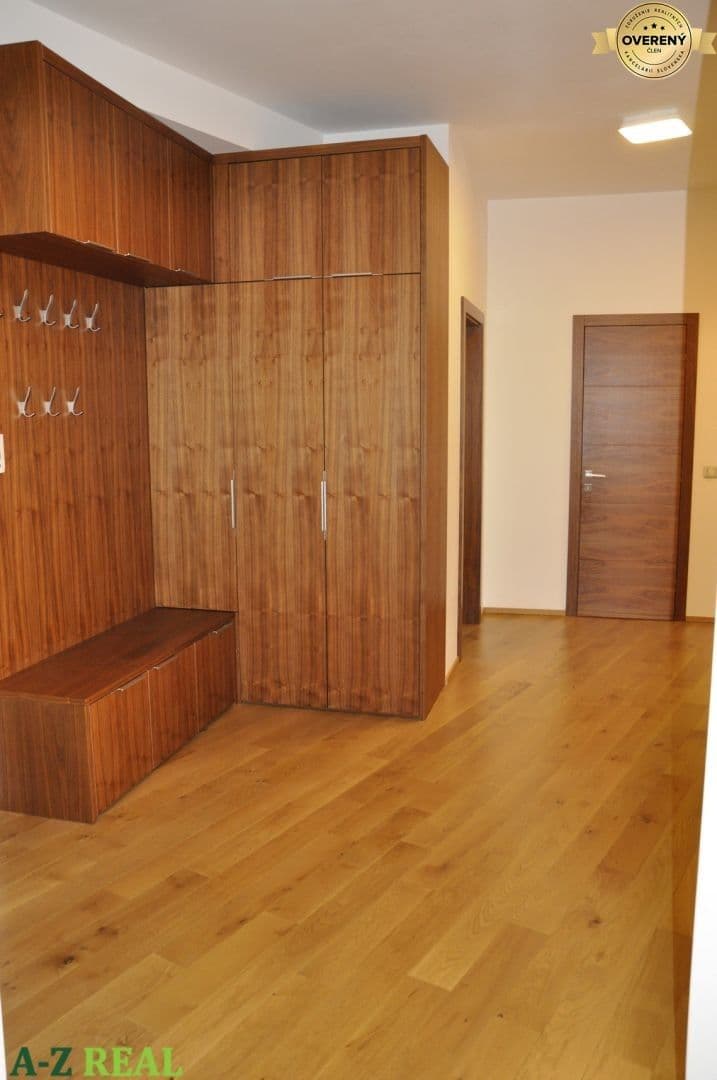 5 bedroom flat to rent, 170 m², Kráľovské údolie, Bratislava - mestská časť Staré Mesto, Bratislavský Region 5 bedroom flat to rent, 170 m², Kráľovské údolie, Bratislava - mestská časť Staré Mesto, Bratislavský Region