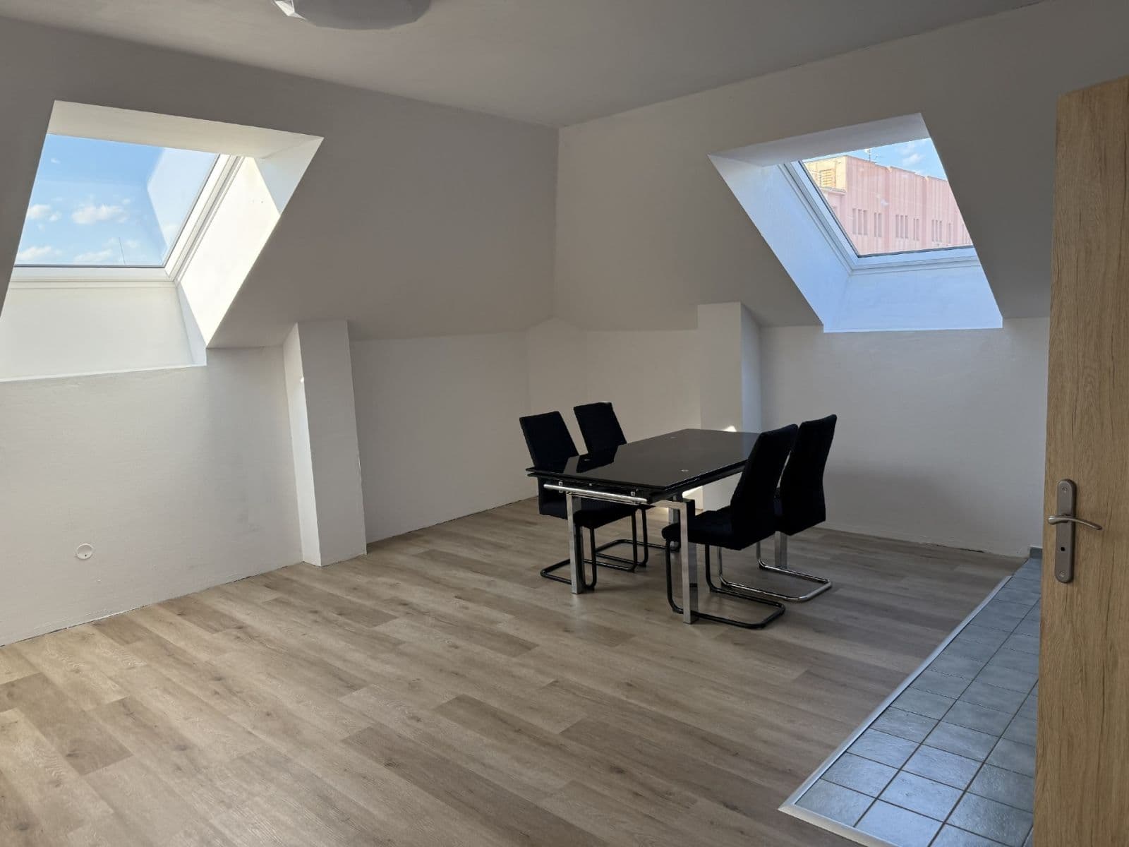 1 bedroom with open-plan kitchen flat to rent, 55 m², Cejl, Brno, Jihomoravský Region 1 bedroom with open-plan kitchen flat to rent, 55 m², Cejl, Brno, Jihomoravský Region