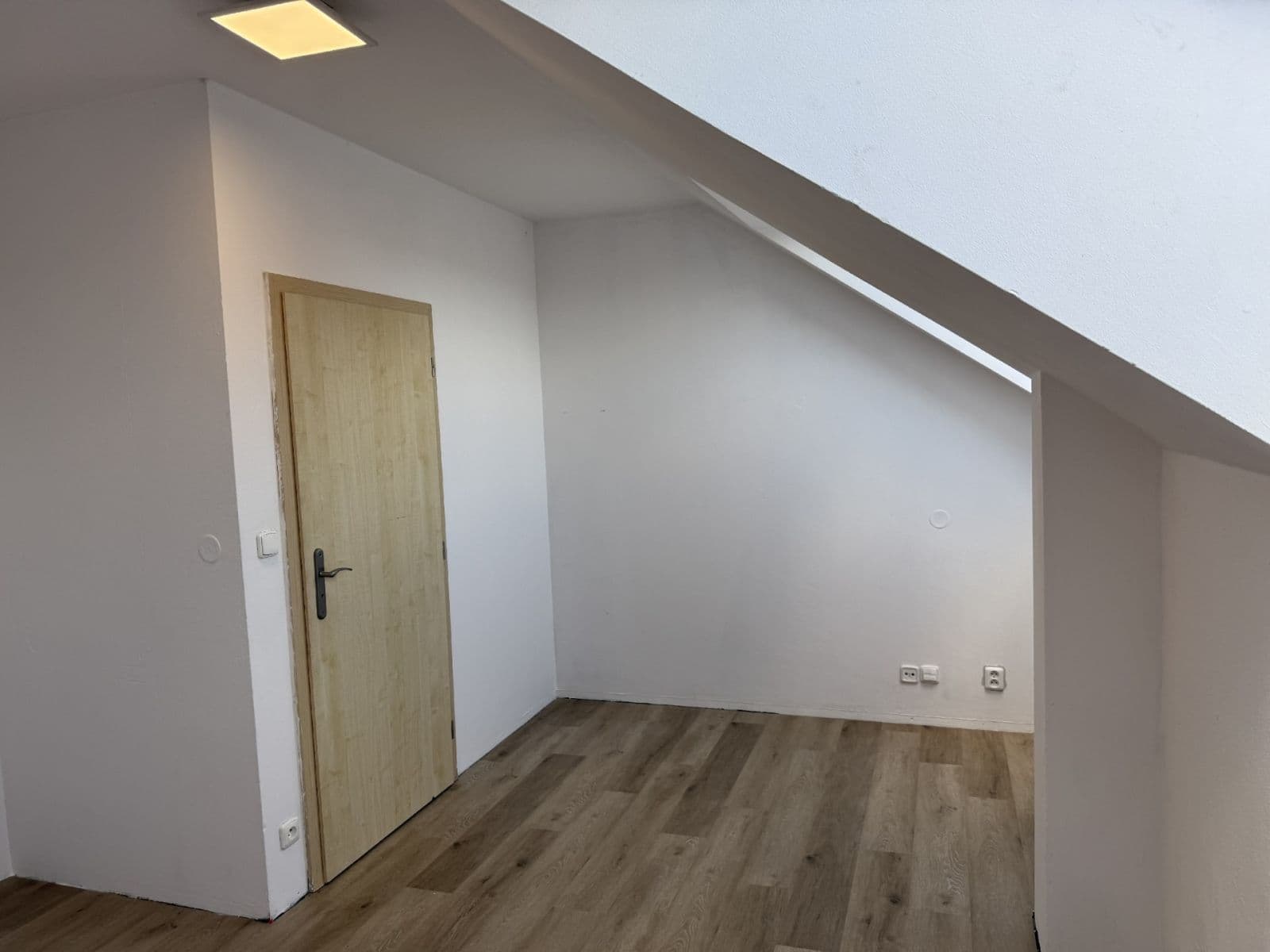 1 bedroom with open-plan kitchen flat to rent, 55 m², Cejl, Brno, Jihomoravský Region 1 bedroom with open-plan kitchen flat to rent, 55 m², Cejl, Brno, Jihomoravský Region