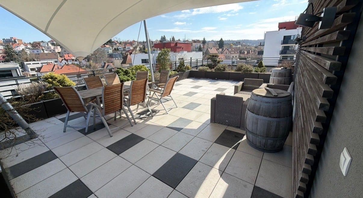 1 bedroom with open-plan kitchen flat to rent, 58 m², Zlochova, Prague, Prague 1 bedroom with open-plan kitchen flat to rent, 58 m², Zlochova, Prague, Prague