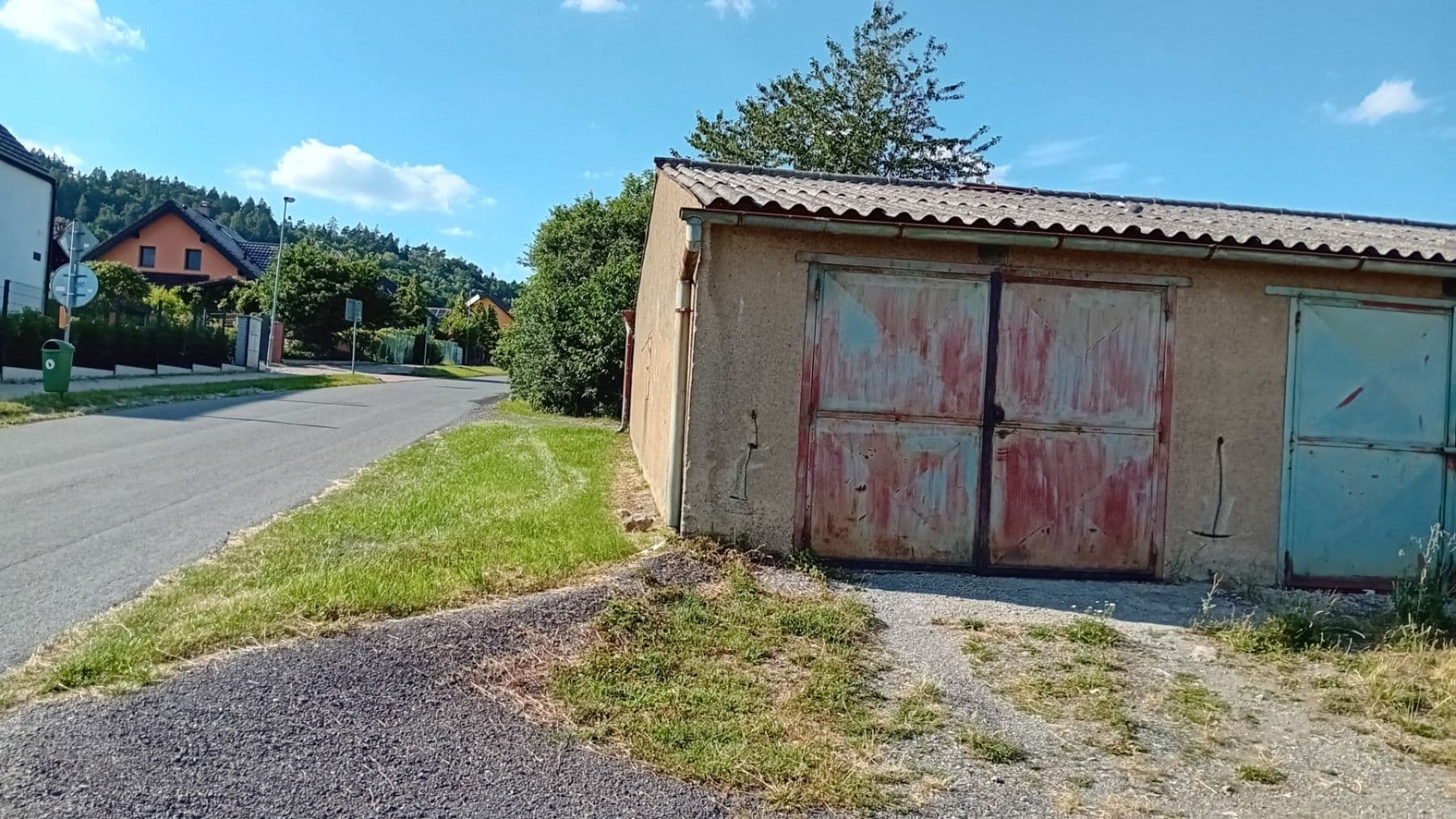garage for sale, 23 m², Mníšek pod Brdy, Středočeský Region garage for sale, 23 m², Mníšek pod Brdy, Středočeský Region