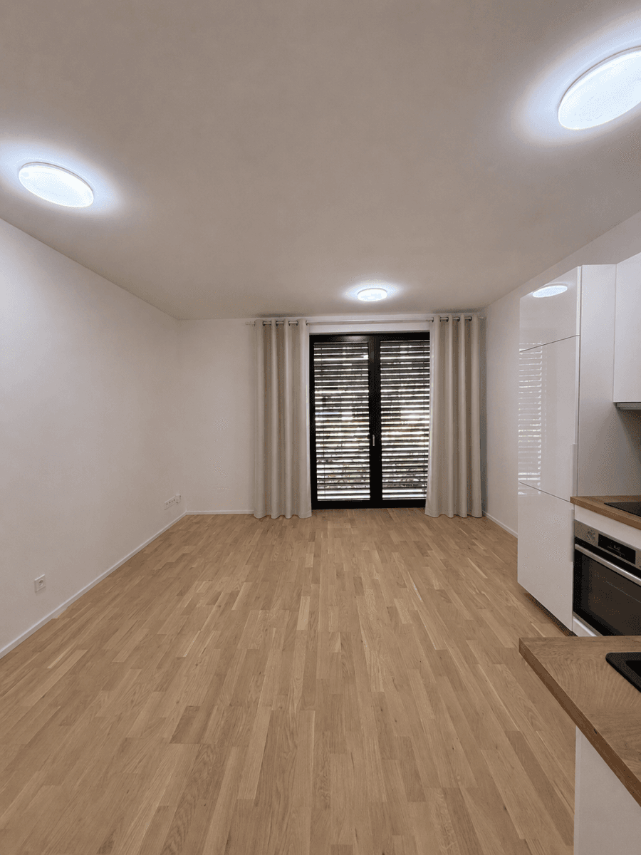 Studio flat to rent, 34 m², Roháčova, Prague, Prague Studio flat to rent, 34 m², Roháčova, Prague, Prague