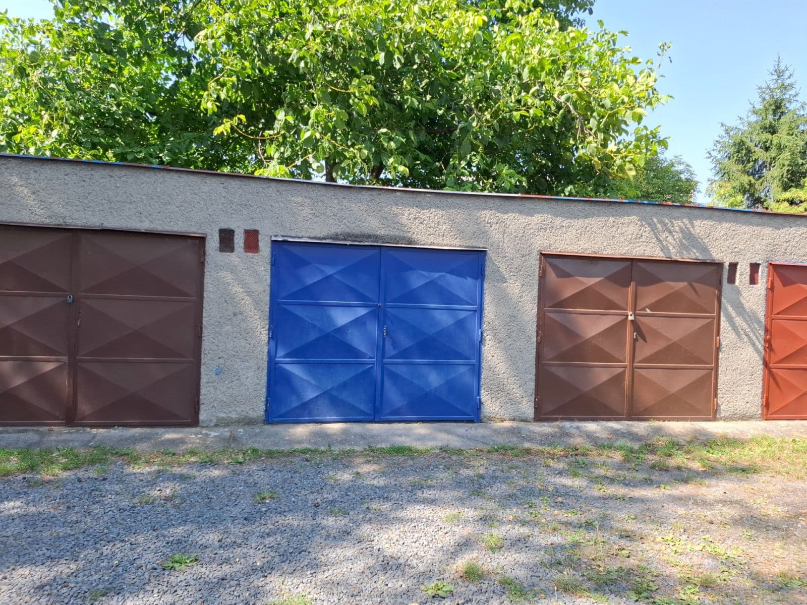 garage to rent, 17 m², Opava, Moravskoslezský Region garage to rent, 17 m², Opava, Moravskoslezský Region