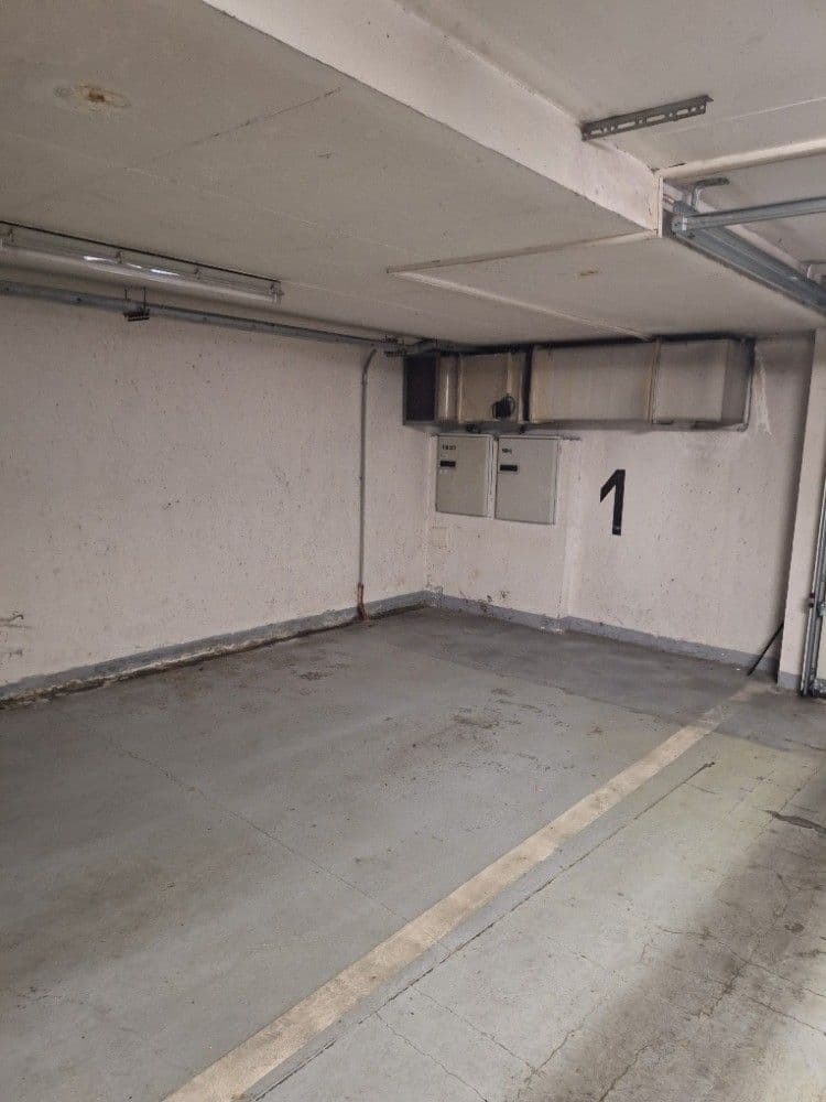 garage to rent, 15 m², Pod Parukářkou, Prague, Prague garage to rent, 15 m², Pod Parukářkou, Prague, Prague