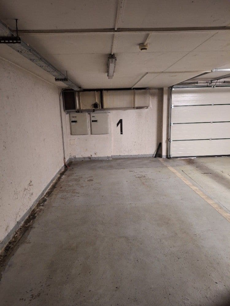 garage to rent, 15 m², Pod Parukářkou, Prague, Prague garage to rent, 15 m², Pod Parukářkou, Prague, Prague