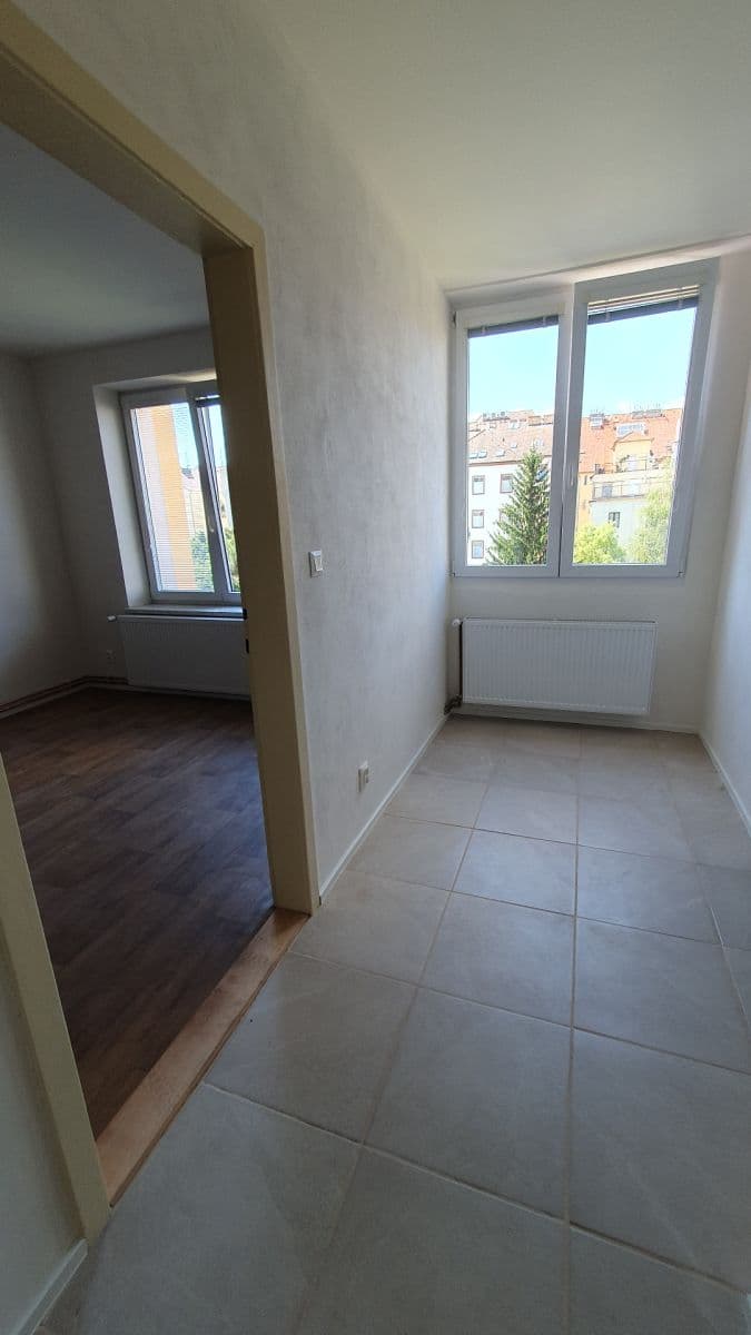 2 bedroom flat to rent, 70 m², Vrchlického, Plzeň, Plzeňský Region 2 bedroom flat to rent, 70 m², Vrchlického, Plzeň, Plzeňský Region