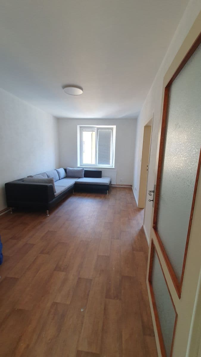 2 bedroom flat to rent, 70 m², Vrchlického, Plzeň, Plzeňský Region 2 bedroom flat to rent, 70 m², Vrchlického, Plzeň, Plzeňský Region