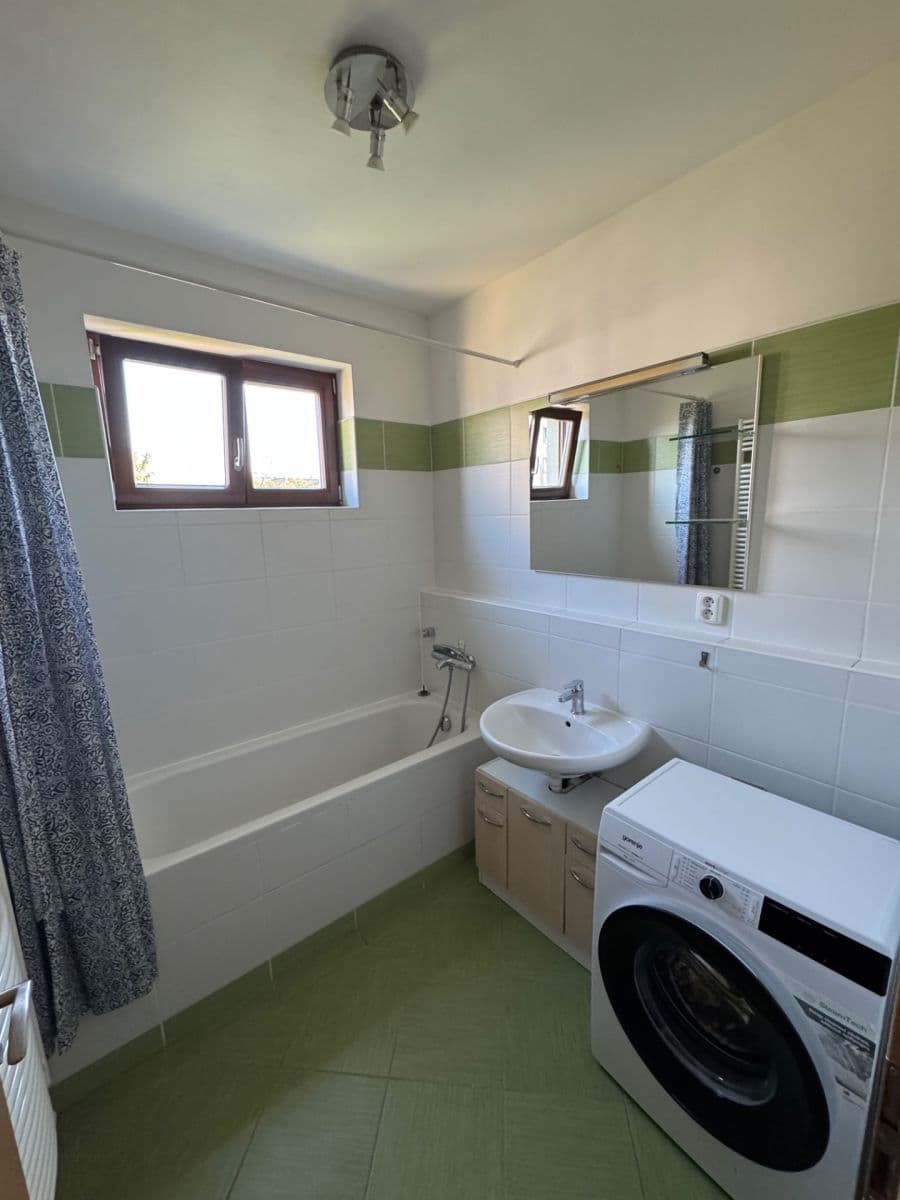 1 bedroom with open-plan kitchen flat to rent, 54 m², Vladycká, Prague, Prague 1 bedroom with open-plan kitchen flat to rent, 54 m², Vladycká, Prague, Prague