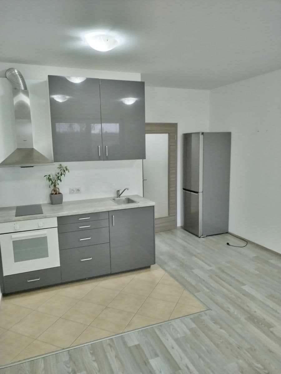 Studio flat to rent, 26 m², Kadečkové, Prague, Prague Studio flat to rent, 26 m², Kadečkové, Prague, Prague