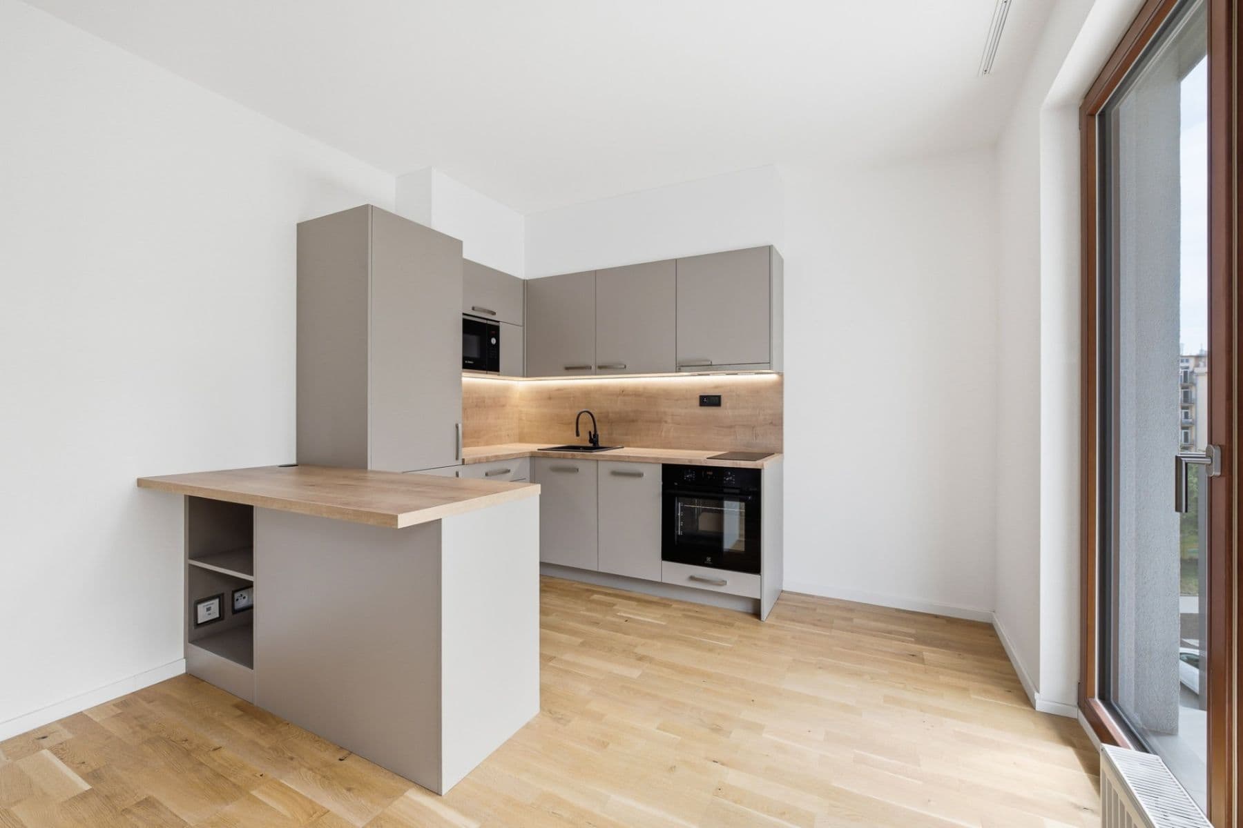 Studio flat to rent, 34 m², Maroldova, Prague, Prague Studio flat to rent, 34 m², Maroldova, Prague, Prague
