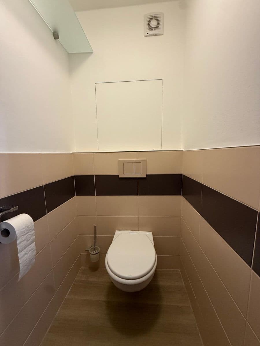 2 bedroom with open-plan kitchen flat to rent, 70 m², Pod Jarovem, Prague, Prague 2 bedroom with open-plan kitchen flat to rent, 70 m², Pod Jarovem, Prague, Prague