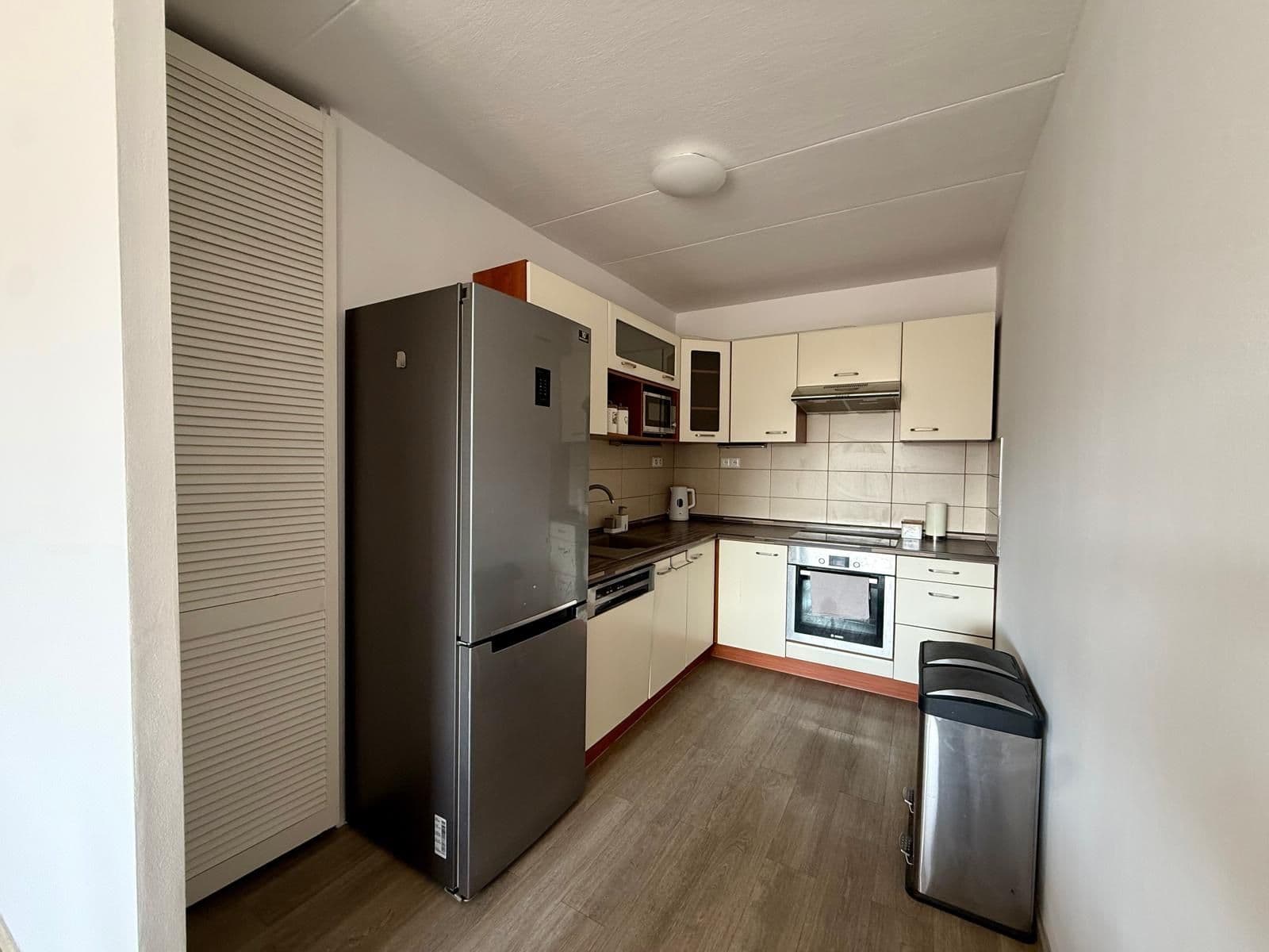 2 bedroom with open-plan kitchen flat to rent, 70 m², Pod Jarovem, Prague, Prague 2 bedroom with open-plan kitchen flat to rent, 70 m², Pod Jarovem, Prague, Prague