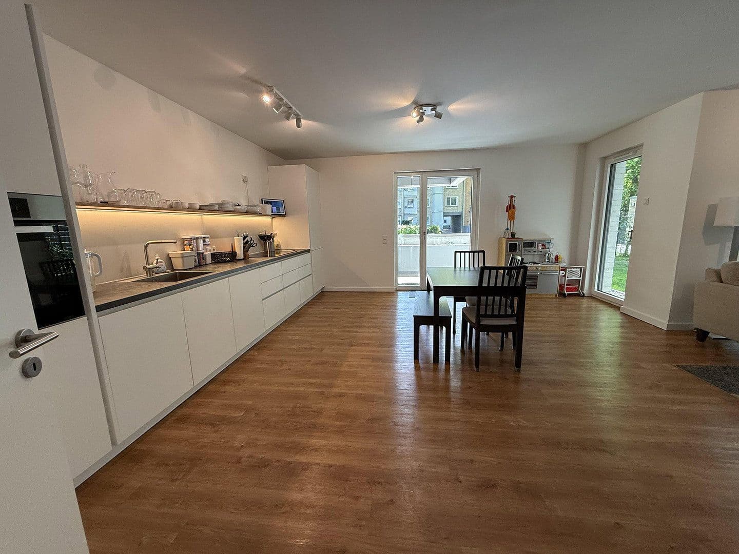4 bedroom flat to rent, 149 m², Uhlenhorster Weg 31A, Hamburg, Hamburg 4 bedroom flat to rent, 149 m², Uhlenhorster Weg 31A, Hamburg, Hamburg