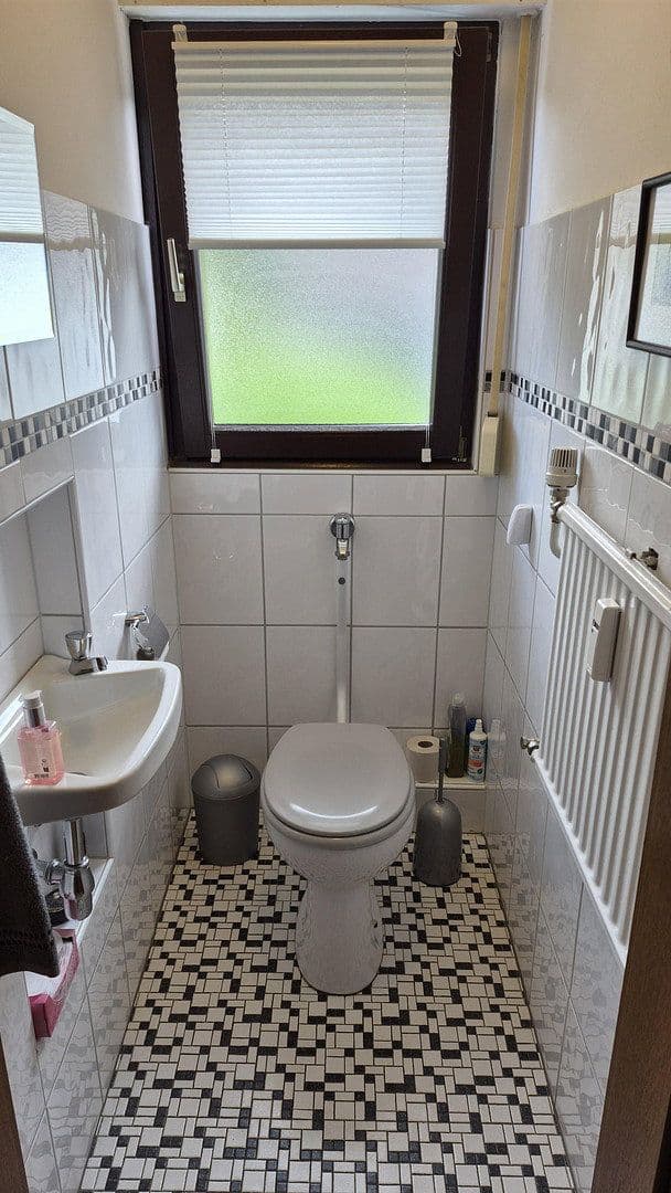 4 bedroom flat to rent, 77 m², Hindenburgstr. 23, Engelskirchen, North Rhine-Westphalia 4 bedroom flat to rent, 77 m², Hindenburgstr. 23, Engelskirchen, North Rhine-Westphalia