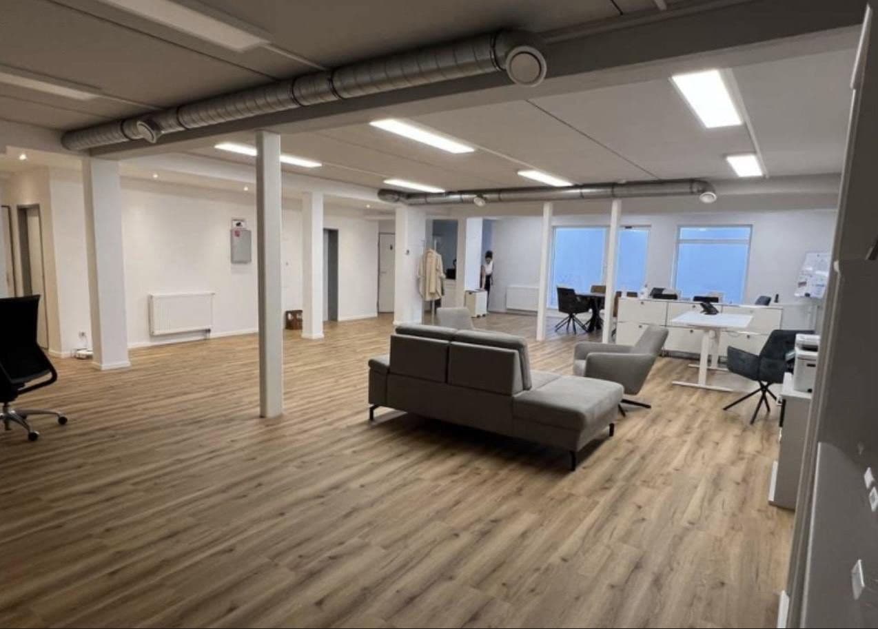 office to rent, 135 m², Kölnstraße 82, Sankt Augustin, North Rhine-Westphalia office to rent, 135 m², Kölnstraße 82, Sankt Augustin, North Rhine-Westphalia