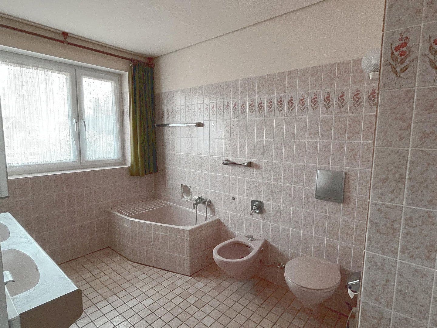 house for sale, 150 m², Stiegelenweg 6, Staufen im Breisgau, Baden-Württemberg house for sale, 150 m², Stiegelenweg 6, Staufen im Breisgau, Baden-Württemberg