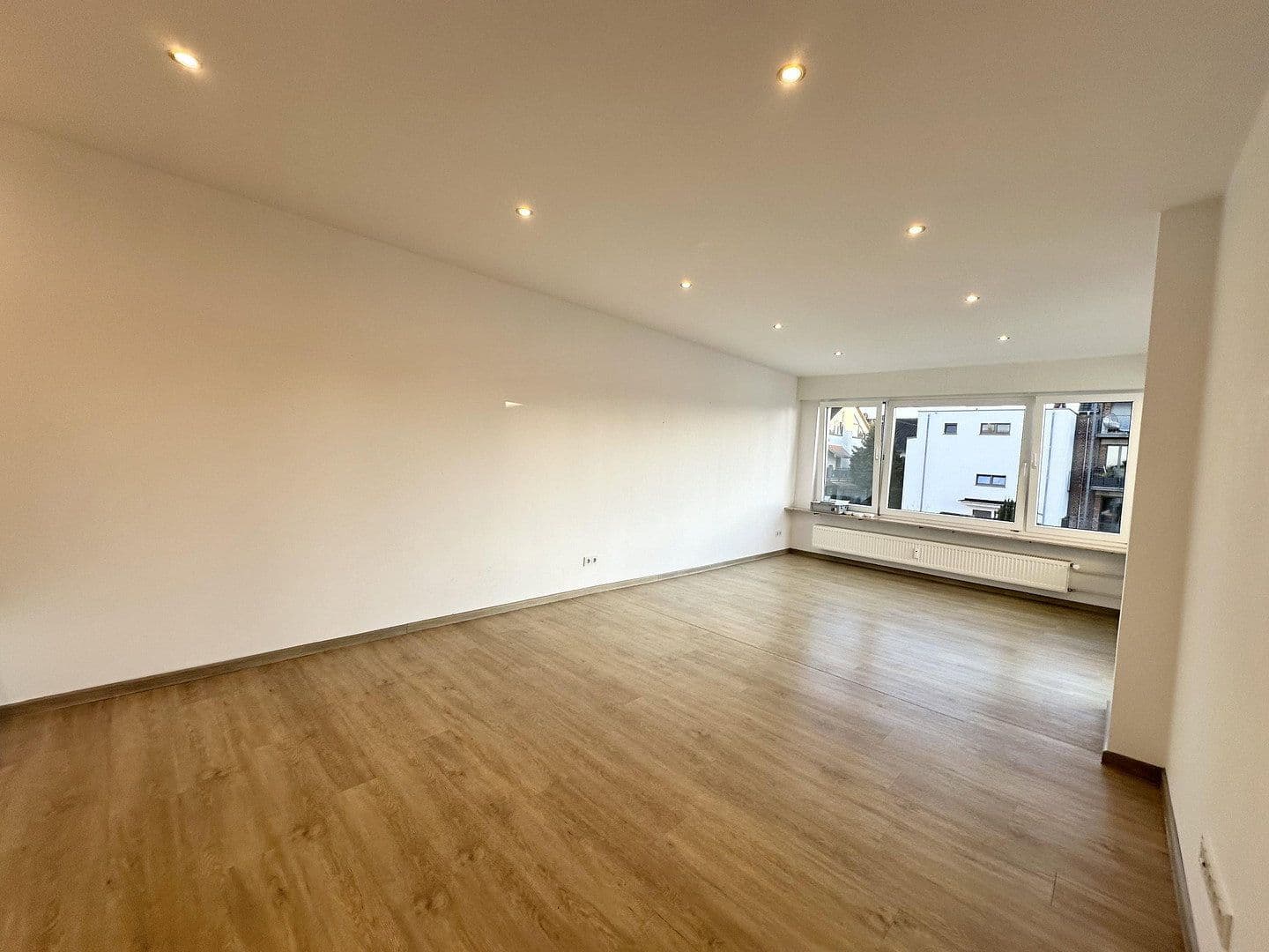 4 bedroom flat to rent, 110 m², Mühlheim am Main, Hesse 4 bedroom flat to rent, 110 m², Mühlheim am Main, Hesse