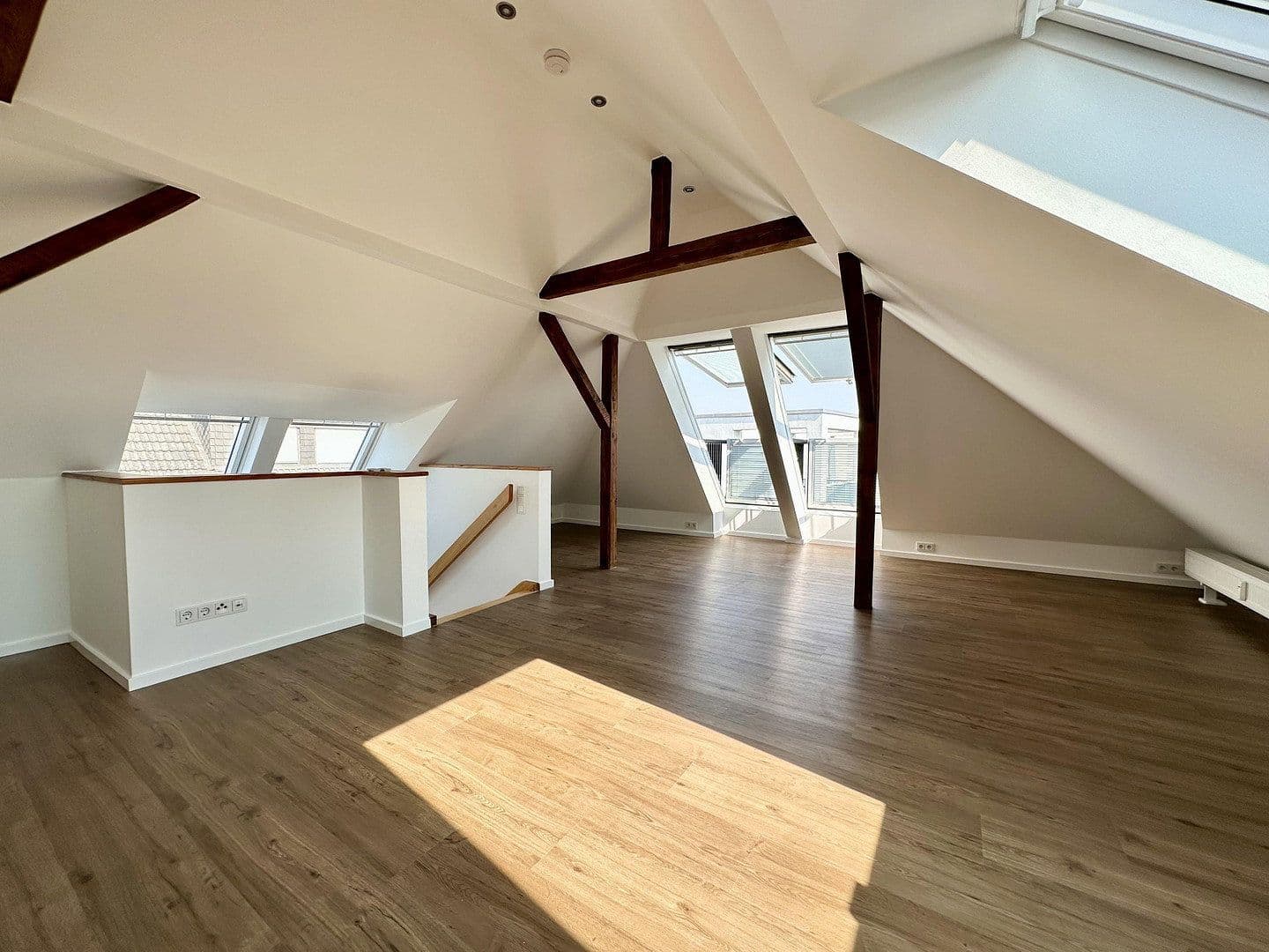 4 bedroom flat to rent, 110 m², Mühlheim am Main, Hesse 4 bedroom flat to rent, 110 m², Mühlheim am Main, Hesse