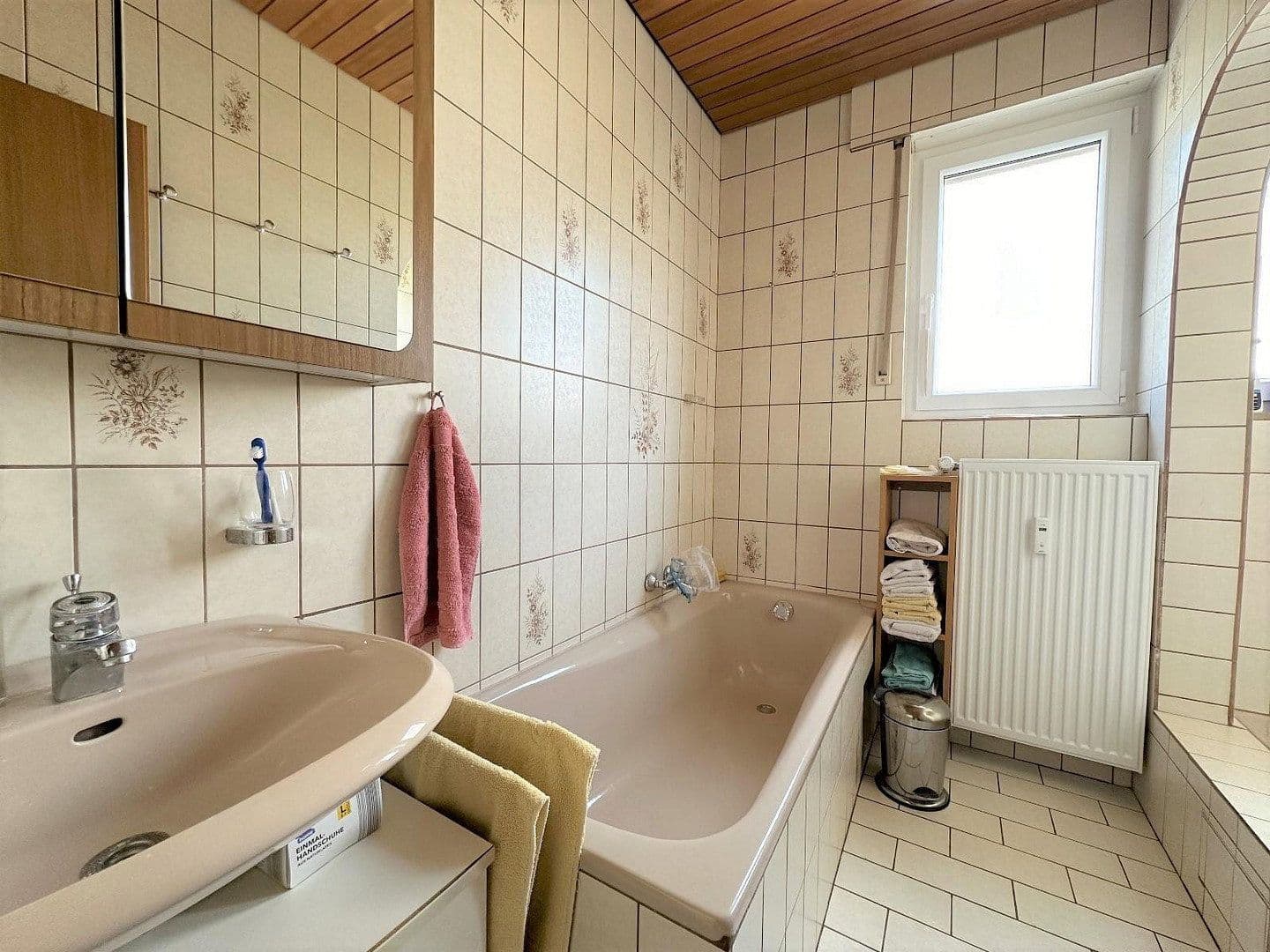 2 bedroom with open-plan kitchen flat for sale, 80 m², Kaisersbacher Str. 15, Fellbach, Baden-Württemberg 2 bedroom with open-plan kitchen flat for sale, 80 m², Kaisersbacher Str. 15, Fellbach, Baden-Württemberg
