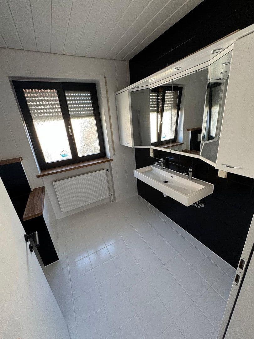 3 bedroom flat to rent, 115 m², Hepberg, Bavaria 3 bedroom flat to rent, 115 m², Hepberg, Bavaria