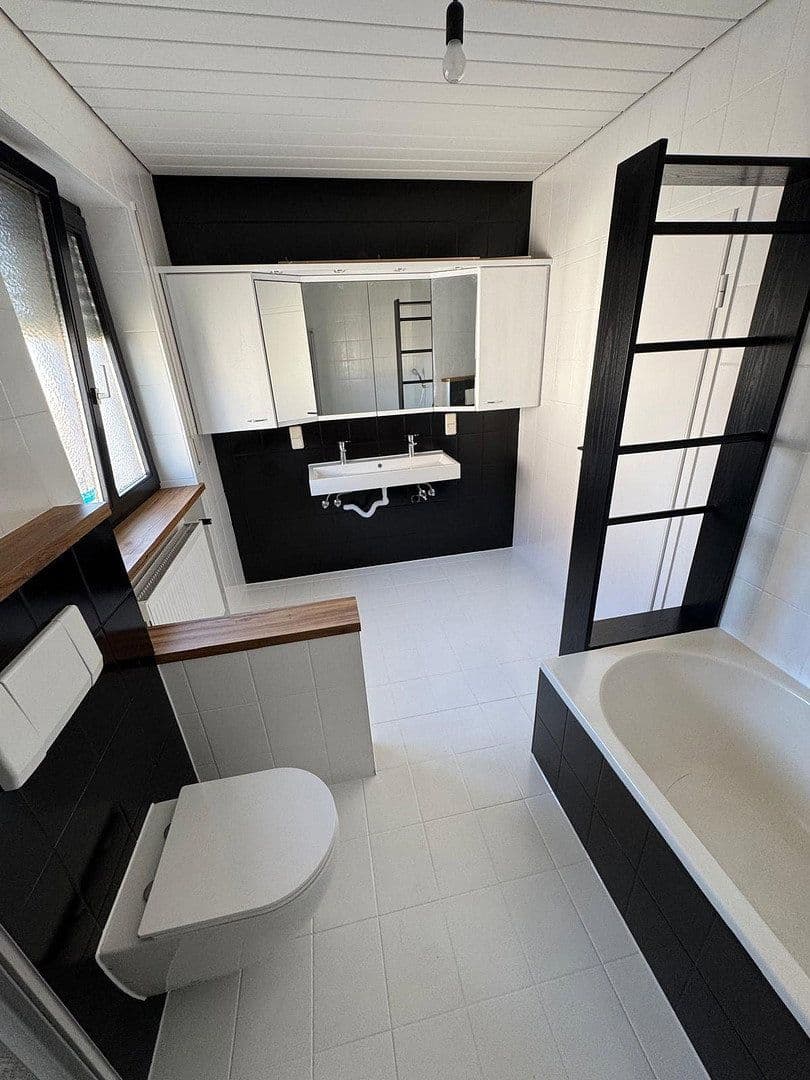 3 bedroom flat to rent, 115 m², Hepberg, Bavaria 3 bedroom flat to rent, 115 m², Hepberg, Bavaria