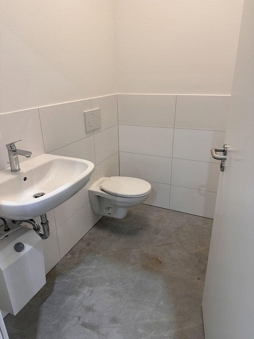 non-residential property to rent, 2,700 m², Michael Schäffer Straße 11d, Bobingen, Bavaria non-residential property to rent, 2,700 m², Michael Schäffer Straße 11d, Bobingen, Bavaria