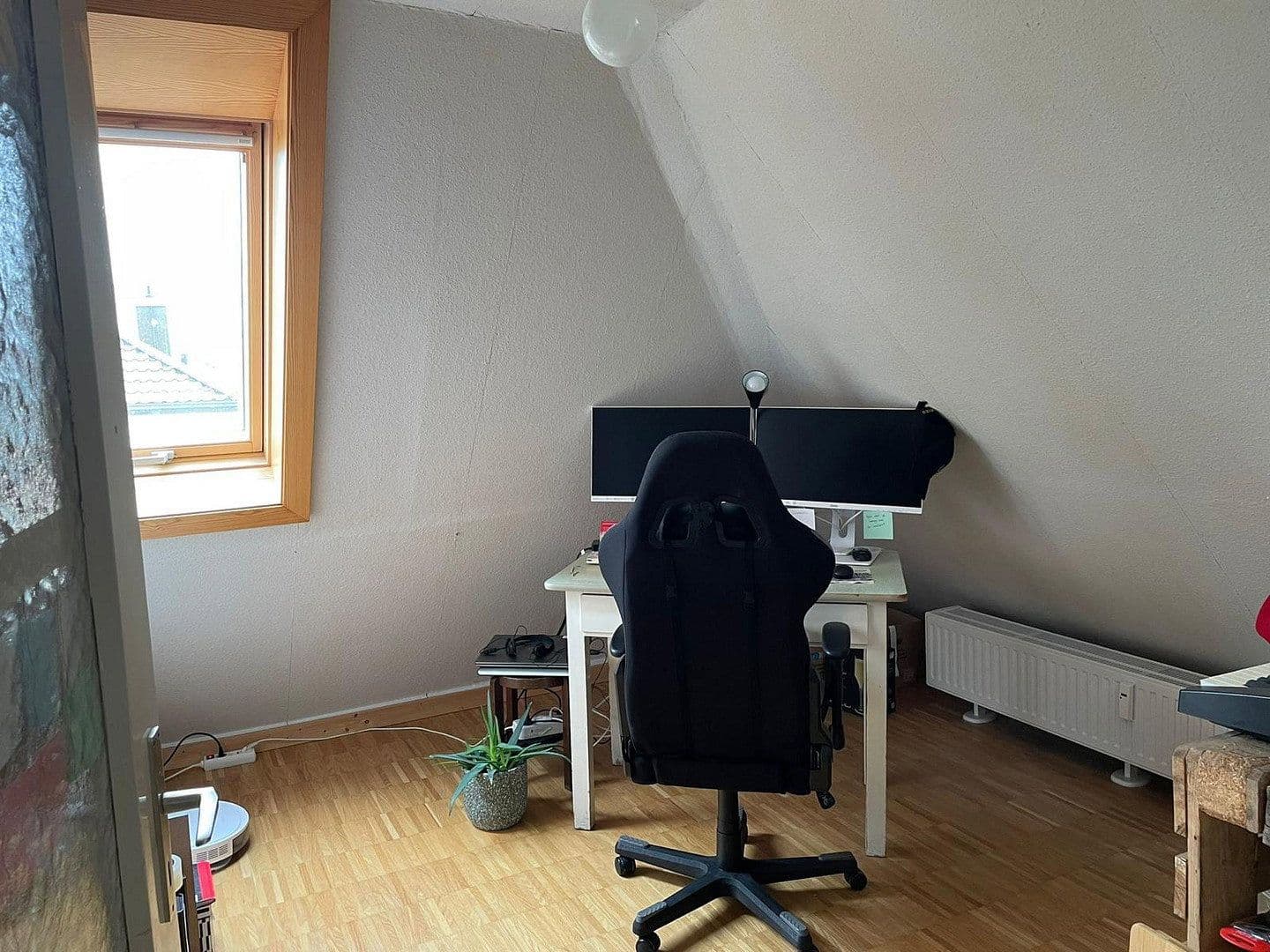 3 bedroom flat to rent, 48 m², Eisingen, Baden-Württemberg 3 bedroom flat to rent, 48 m², Eisingen, Baden-Württemberg