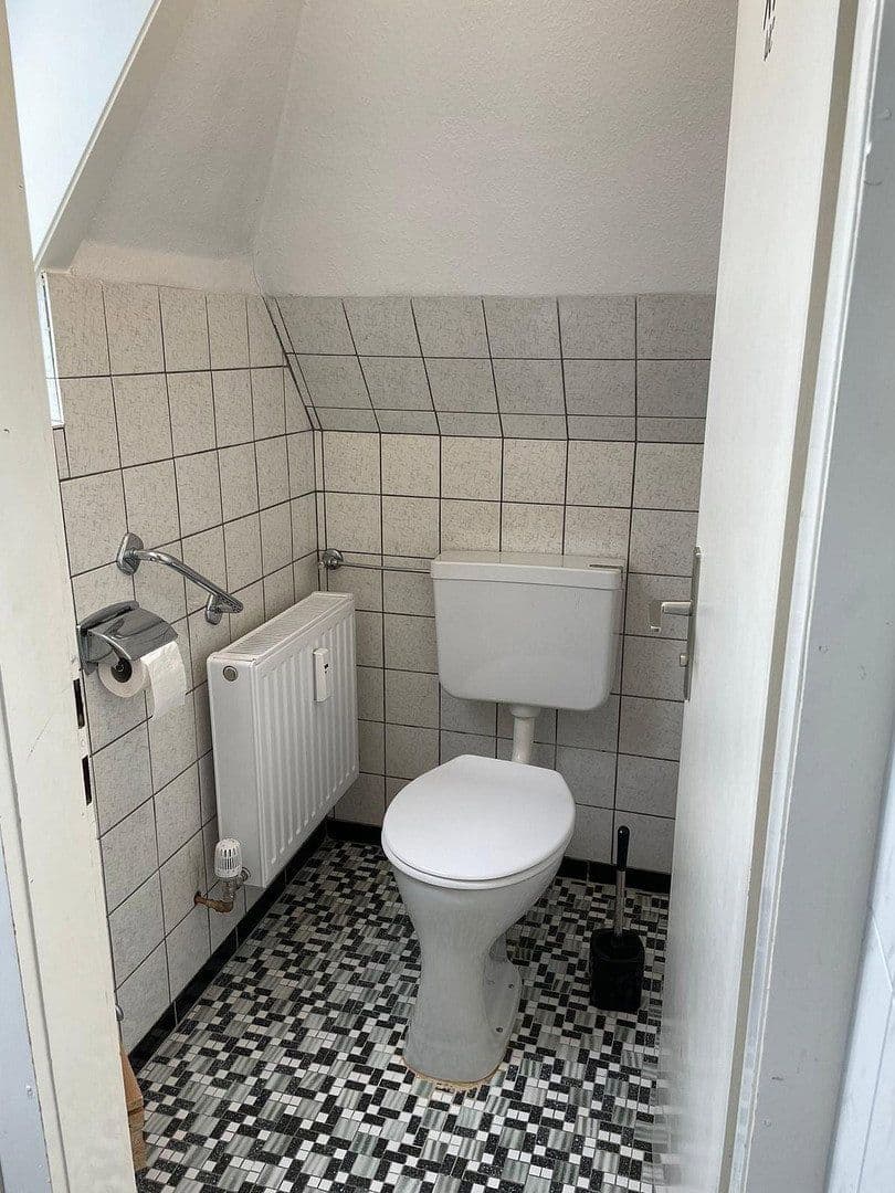 3 bedroom flat to rent, 48 m², Eisingen, Baden-Württemberg 3 bedroom flat to rent, 48 m², Eisingen, Baden-Württemberg