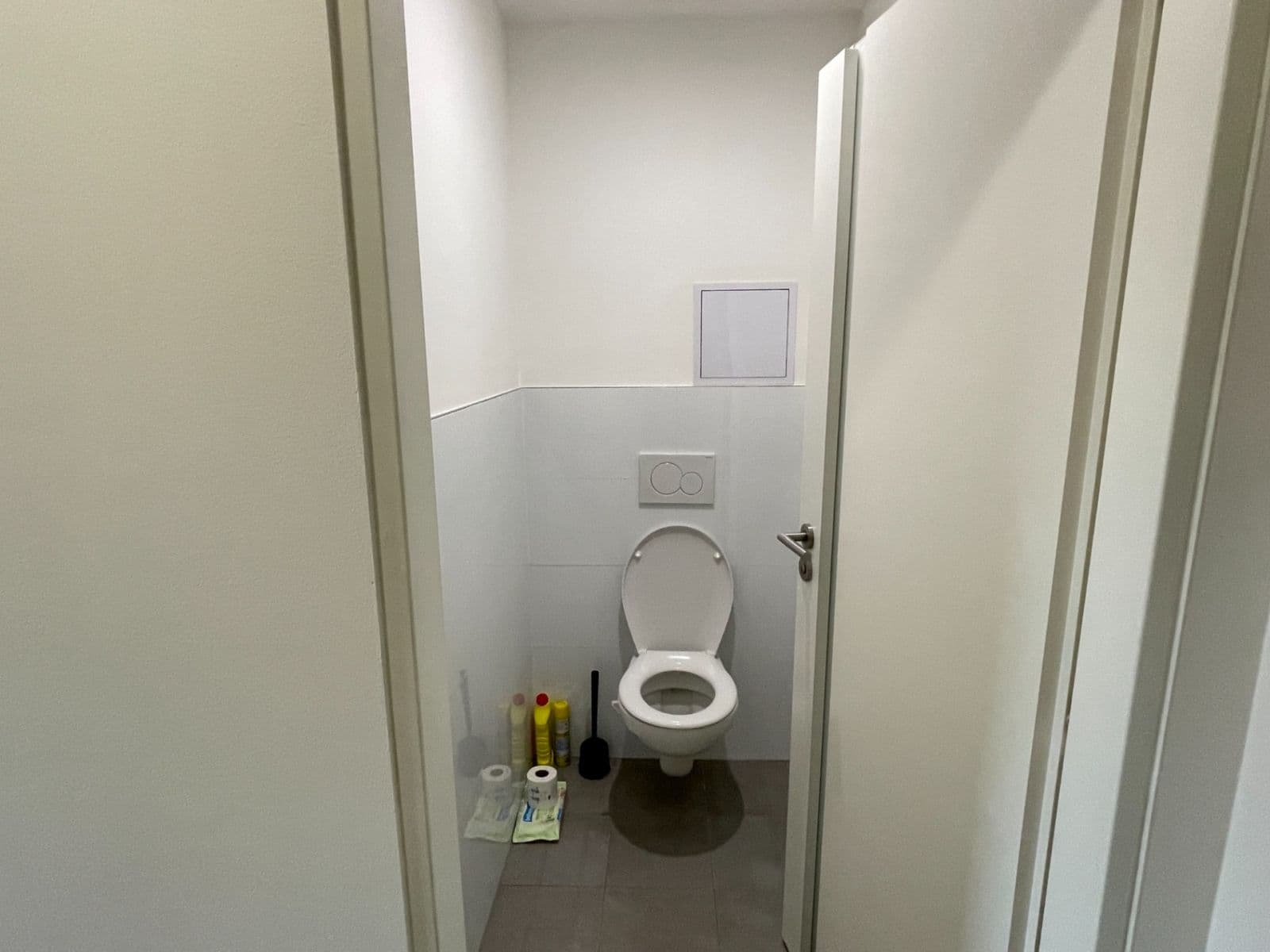1 bedroom with open-plan kitchen flat to rent, 50 m², Terronská, Prague, Prague 1 bedroom with open-plan kitchen flat to rent, 50 m², Terronská, Prague, Prague