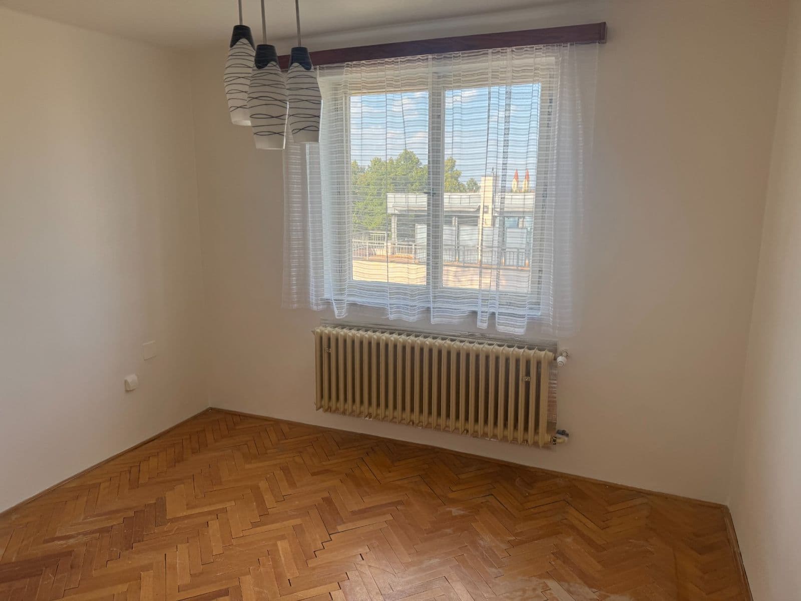 3 bedroom flat to rent, 72 m², Brožíkova, Plzeň, Plzeňský Region 3 bedroom flat to rent, 72 m², Brožíkova, Plzeň, Plzeňský Region