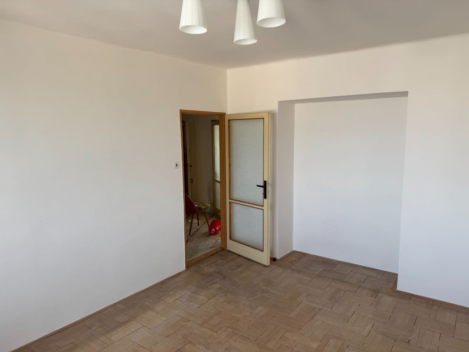 3 bedroom flat to rent, 72 m², Brožíkova, Plzeň, Plzeňský Region 3 bedroom flat to rent, 72 m², Brožíkova, Plzeň, Plzeňský Region