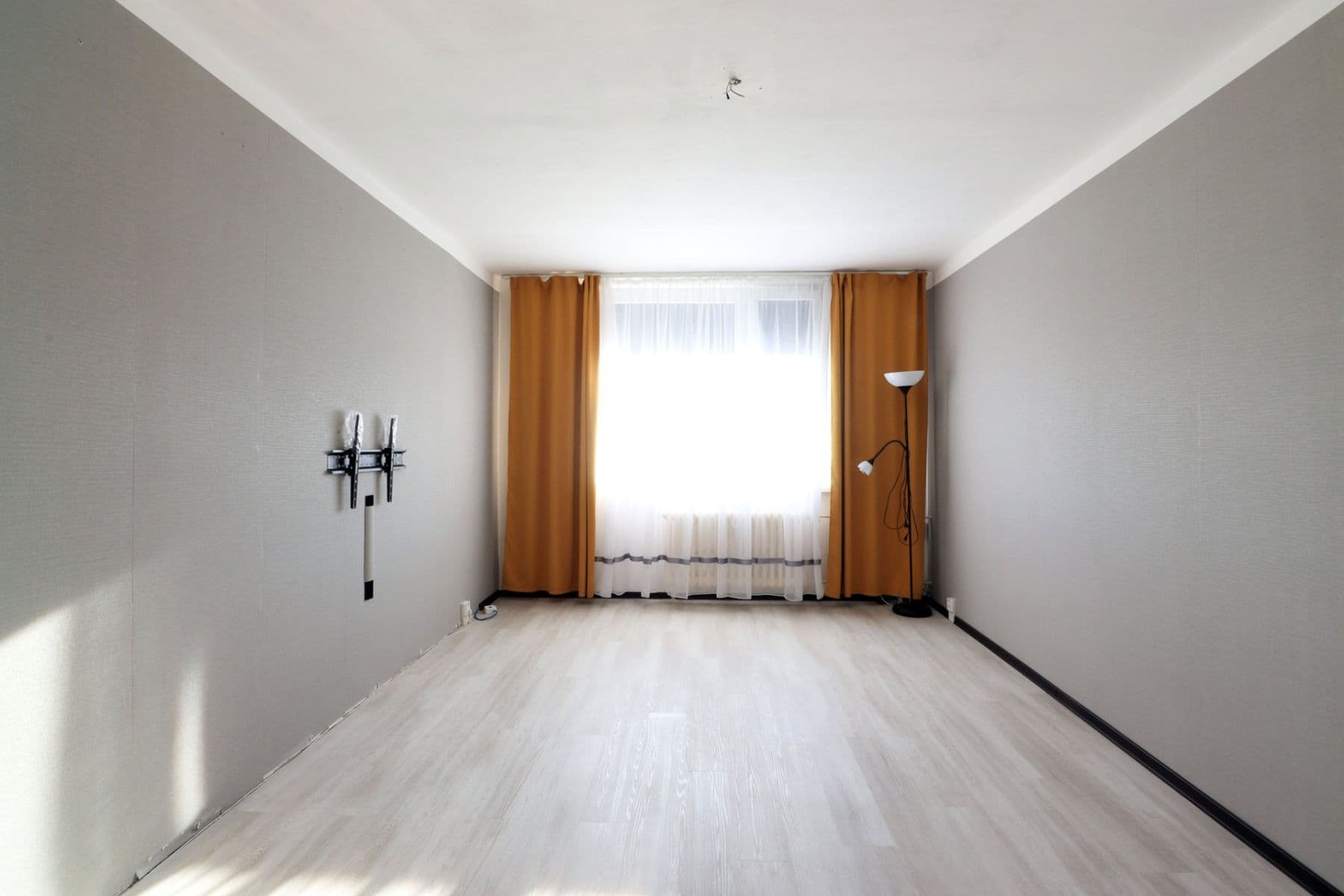 1 bedroom with open-plan kitchen flat to rent, 43 m², Tovární, Beroun, Středočeský Region 1 bedroom with open-plan kitchen flat to rent, 43 m², Tovární, Beroun, Středočeský Region