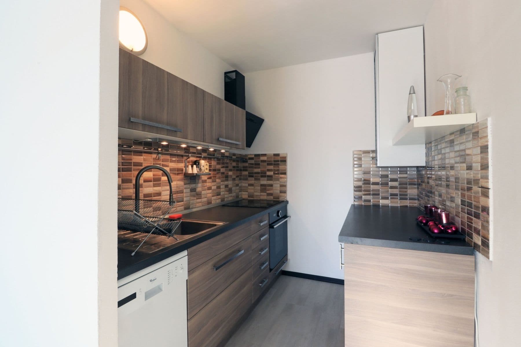 1 bedroom with open-plan kitchen flat to rent, 43 m², Tovární, Beroun, Středočeský Region 1 bedroom with open-plan kitchen flat to rent, 43 m², Tovární, Beroun, Středočeský Region