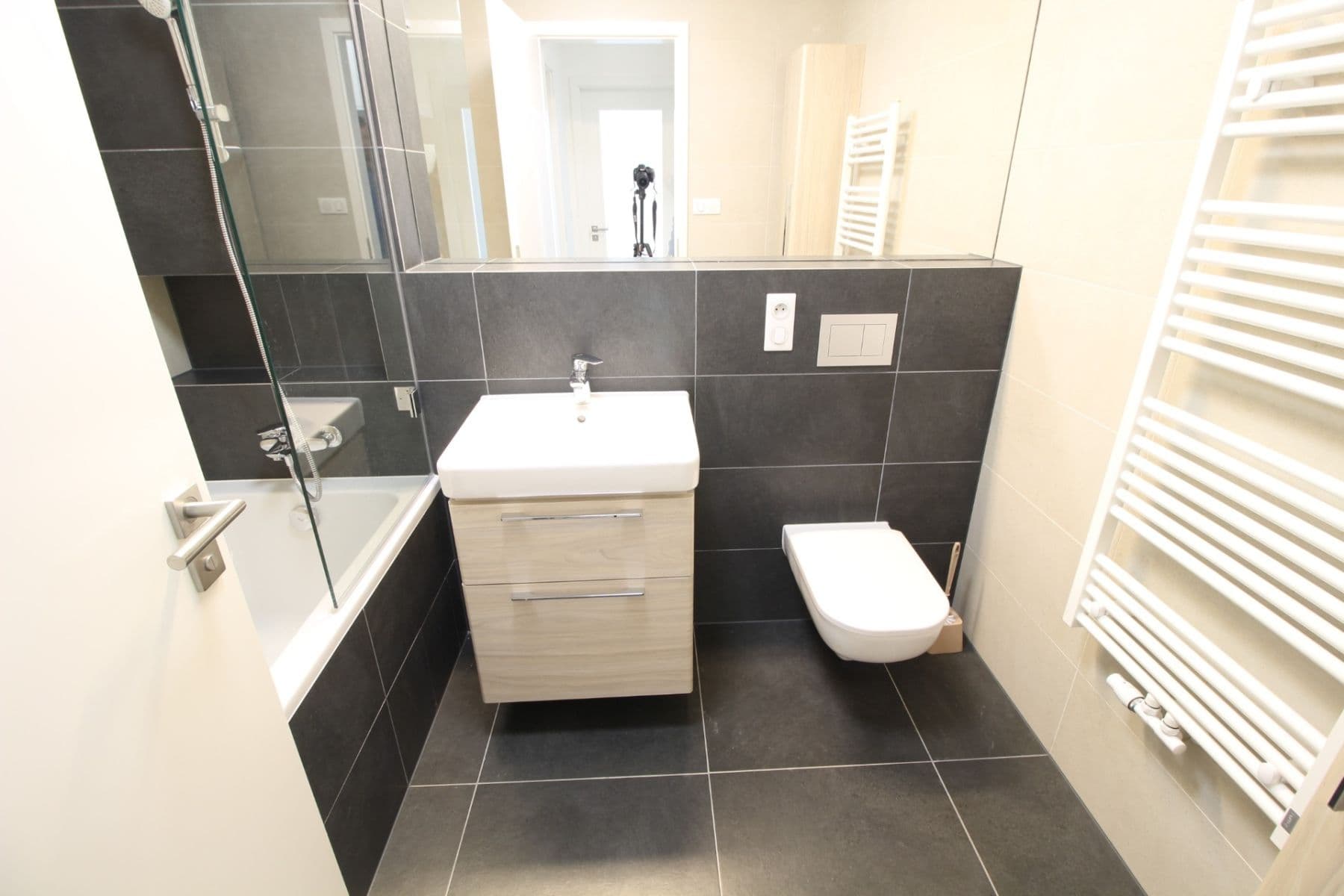1 bedroom with open-plan kitchen flat to rent, 52 m², Univerzitní, Prague, Prague 1 bedroom with open-plan kitchen flat to rent, 52 m², Univerzitní, Prague, Prague
