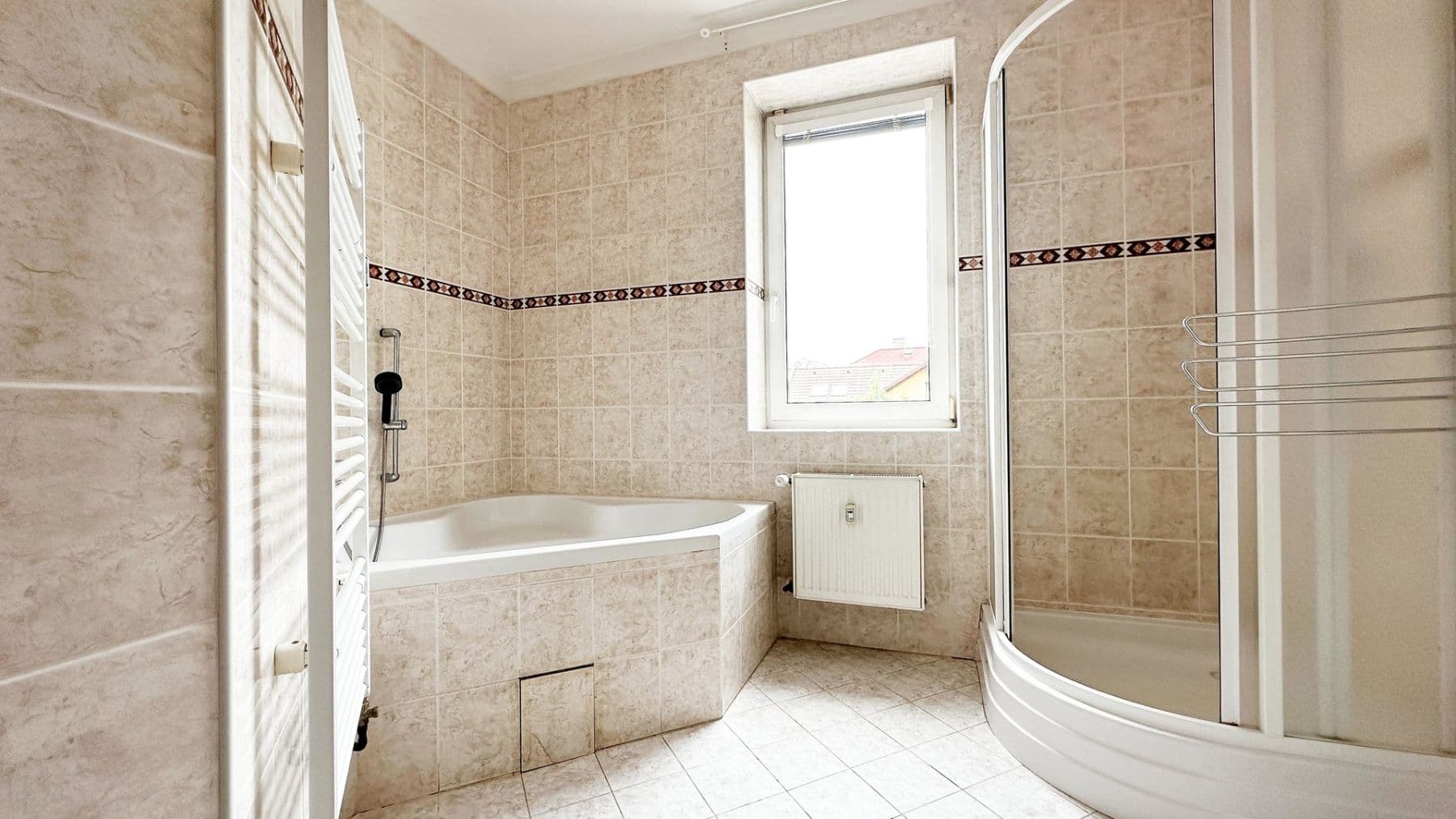 2 bedroom with open-plan kitchen flat to rent, 96 m², K viaduktu, Prague, Prague 2 bedroom with open-plan kitchen flat to rent, 96 m², K viaduktu, Prague, Prague
