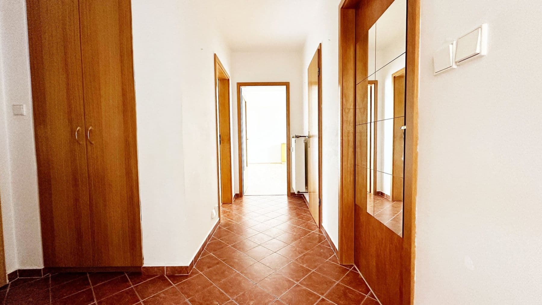 2 bedroom with open-plan kitchen flat to rent, 96 m², K viaduktu, Prague, Prague 2 bedroom with open-plan kitchen flat to rent, 96 m², K viaduktu, Prague, Prague
