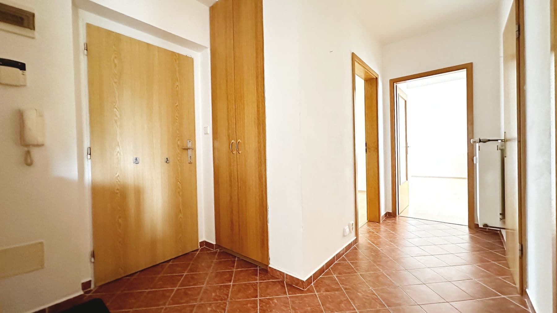 2 bedroom with open-plan kitchen flat to rent, 96 m², K viaduktu, Prague, Prague 2 bedroom with open-plan kitchen flat to rent, 96 m², K viaduktu, Prague, Prague