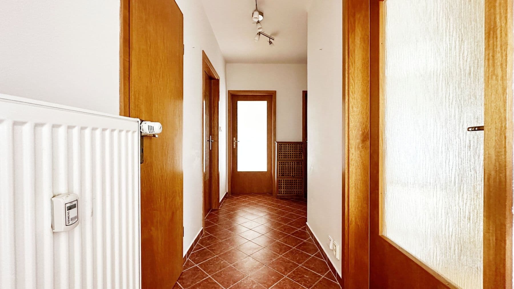 2 bedroom with open-plan kitchen flat to rent, 96 m², K viaduktu, Prague, Prague 2 bedroom with open-plan kitchen flat to rent, 96 m², K viaduktu, Prague, Prague