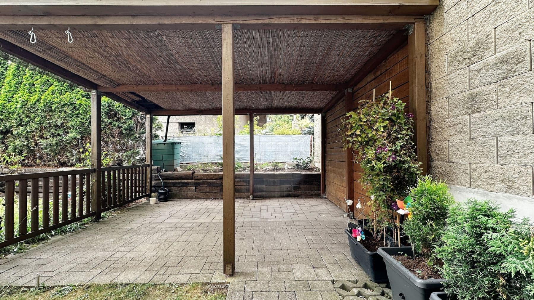 2 bedroom with open-plan kitchen flat to rent, 96 m², K viaduktu, Prague, Prague 2 bedroom with open-plan kitchen flat to rent, 96 m², K viaduktu, Prague, Prague