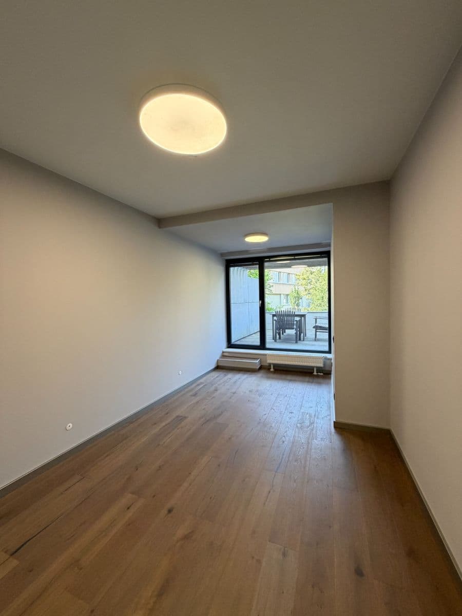 2 bedroom with open-plan kitchen flat to rent, 65 m², Pod Průsekem, Prague, Prague 2 bedroom with open-plan kitchen flat to rent, 65 m², Pod Průsekem, Prague, Prague